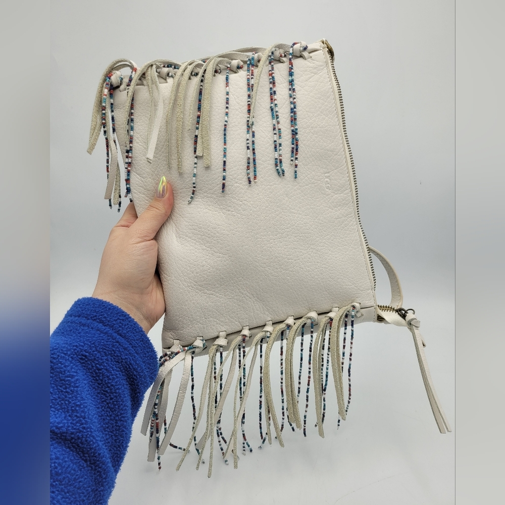 Beautiful NWT UGG Cream Leather Tassle Shoulder Bag